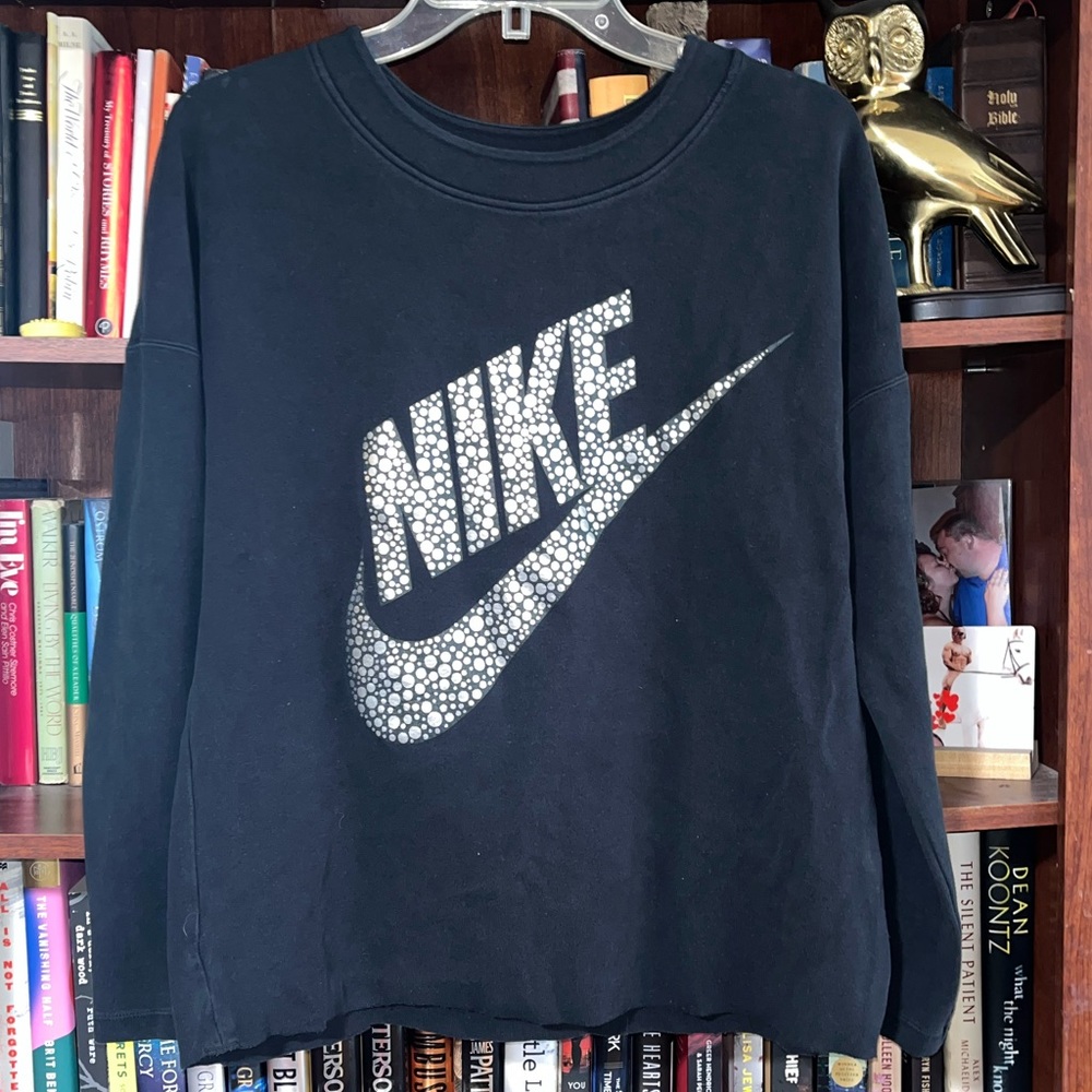 NIKE Black and silver sweatshirt